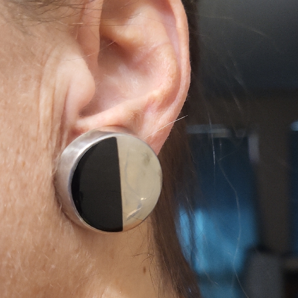 Sterling Silver Taxco Two-Tone Black and Cream Round Stud Earrings Custom Made